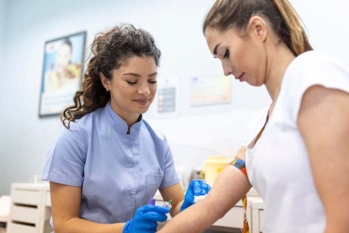 Guatemala entre los países con menos donación voluntaria de sangre, según informe de la OPS